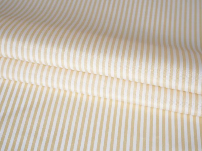 Tecido de forro tingido por fios de poliéster: Construindo uma linha de defesa sólida para roupas com alta resistência e durabilidade